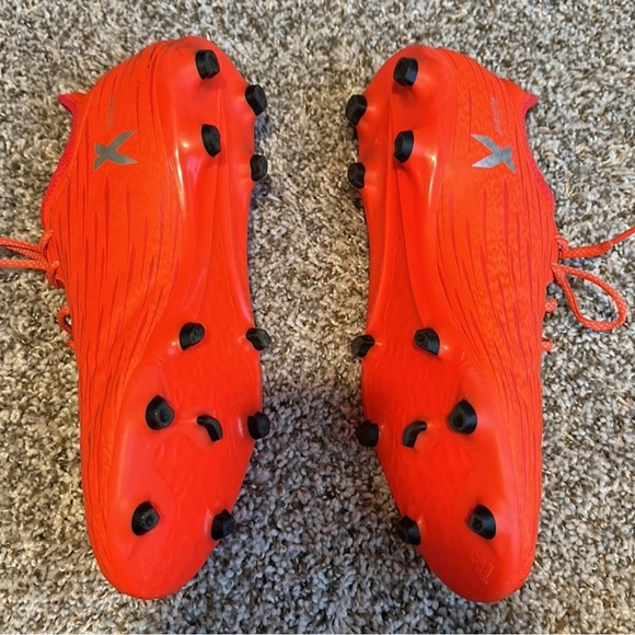 Men’s Adidas Cleats - Picture 2 of 4